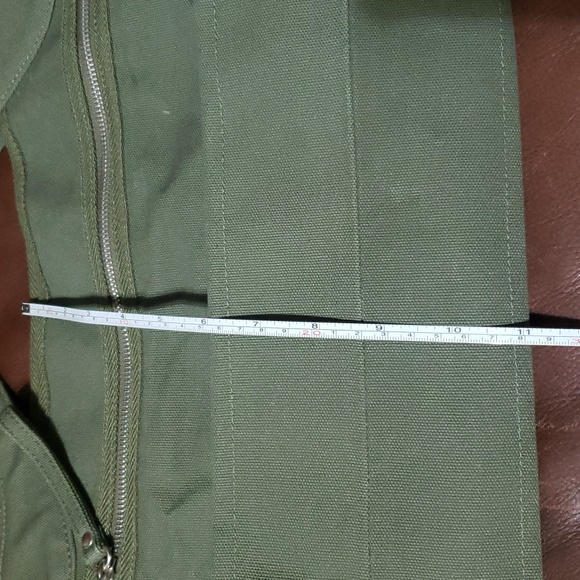 Old Navy canvas crossbody - Picture 7 of 7